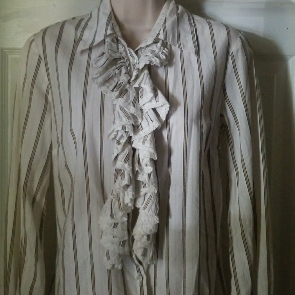 Long sleeve blouse